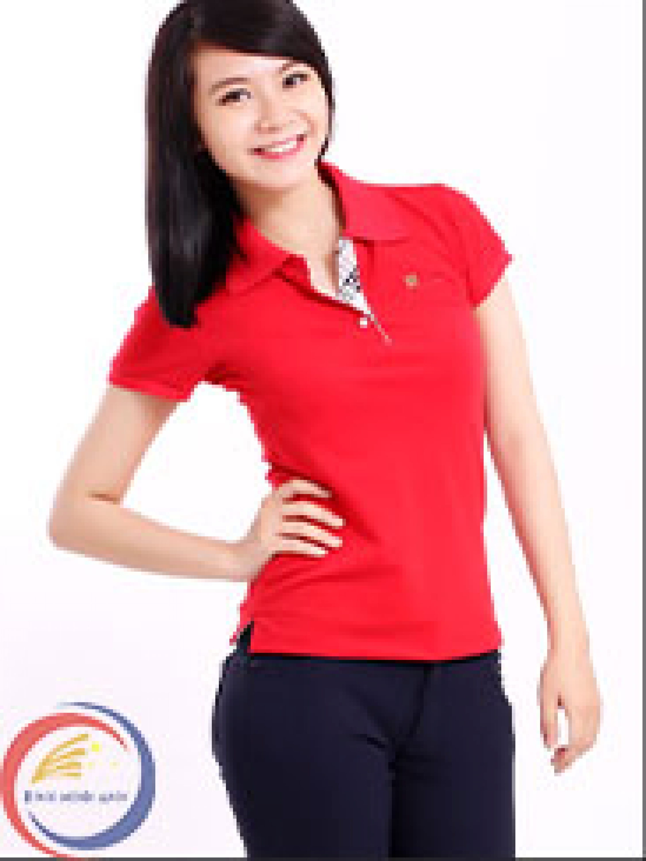 Áo phông nữ màu đỏ có cổ